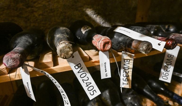 Redécouverte de bouteilles centenaires au Château d&rsquo;Yquem