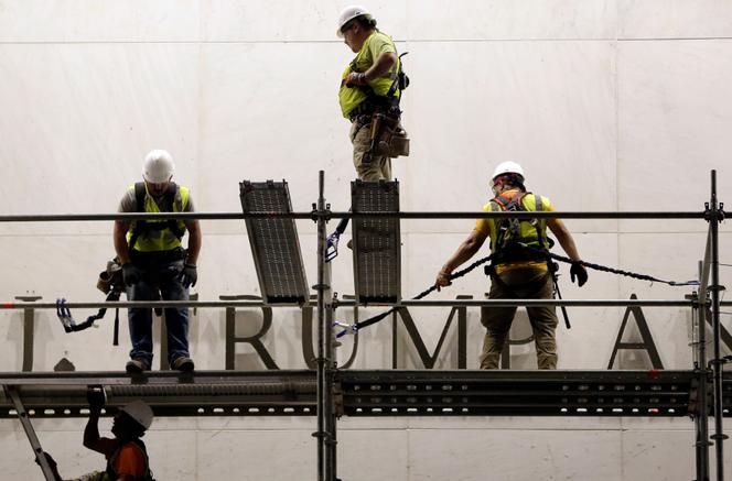 Le Retrait du Nom de Donald Trump du Kennedy Center
