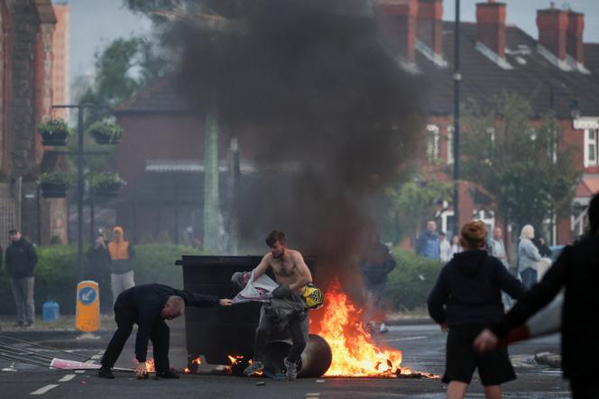 Tensions en Irlande du Nord suite à des appels à manifester de l&rsquo;extrême droite