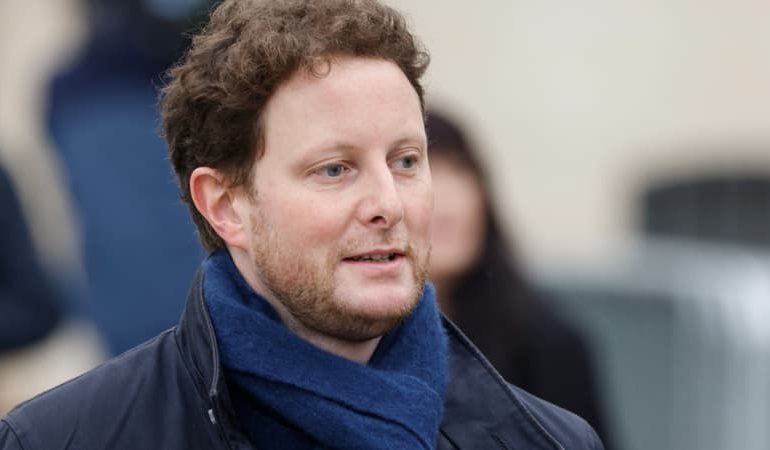 Clément Beaune propose de fusionner Paris et la petite couronne