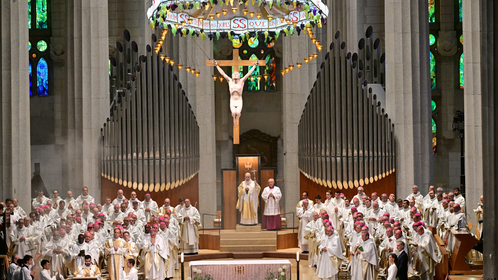 Le pape Léon XIV inaugure la tour Jésus-Christ à Barcelone