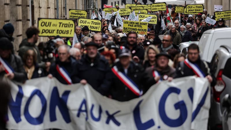 Contestation d&rsquo;une LGV entre Toulouse et Bordeaux au profit de la rénovation des lignes actuelles