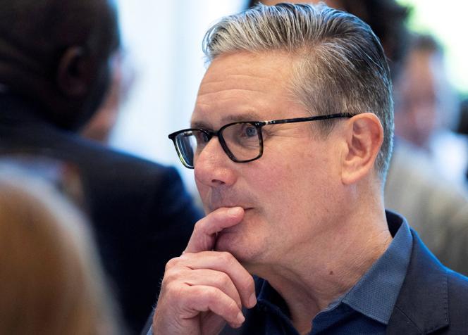 Keir Starmer face à des défis multiples pour maintenir son poste