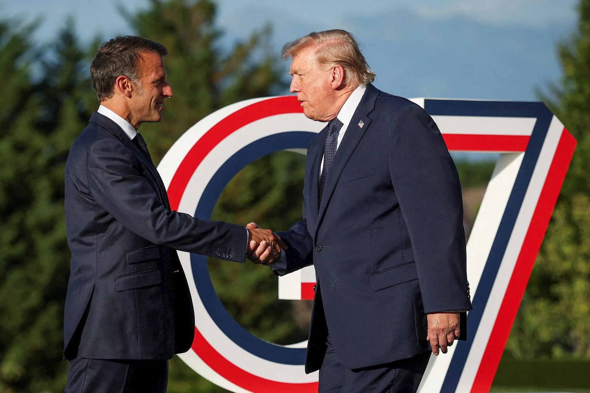 Analyse du Sommet du G7 et de l&rsquo;Invitation de Donald Trump par Emmanuel Macron