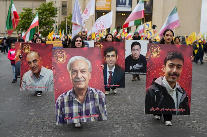 Les tensions internes en Iran malgré les discussions diplomatiques