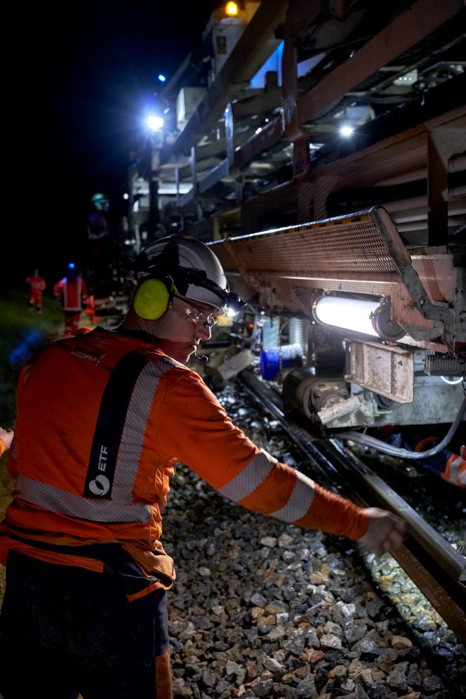 Contrat de performance entre l&rsquo;État et SNCF Réseau