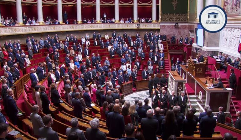 L&rsquo;inquiétude des collaborateurs parlementaires face à de possibles licenciements en 2027