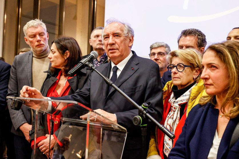 François Bayrou et le Défi du Centre après les Municipales de 2026