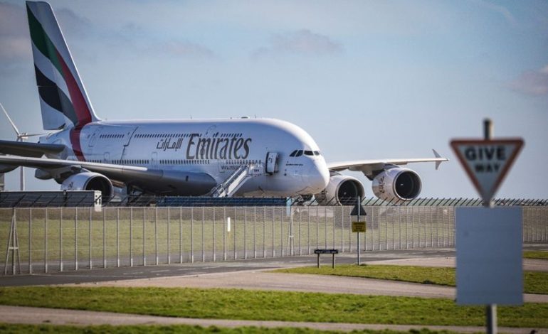 Inspections urgentes pour 16 Airbus A380 d&rsquo;Emirates dû à des fissures dans les ailes