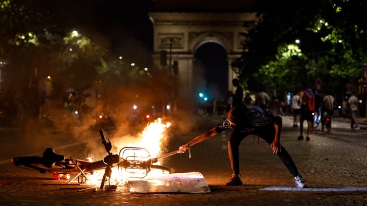 Le projet de loi sur les «casseurs-payeurs» accéléré par le gouvernement