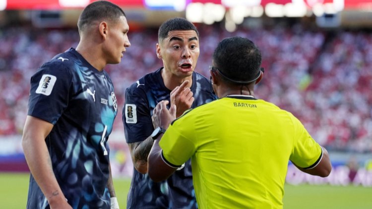 Miguel Almiron expulsé lors de la Coupe du Monde pour avoir couvert sa bouche