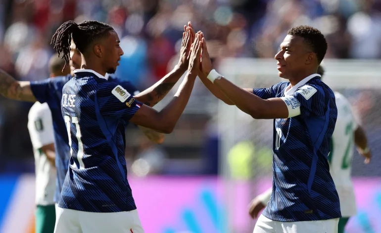 Les Bleus Commencent Fort Malgré Un Début Compliqué