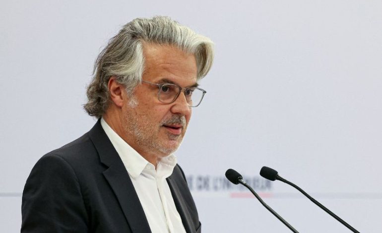 Réforme du Sport Français : Débats et Enjeux