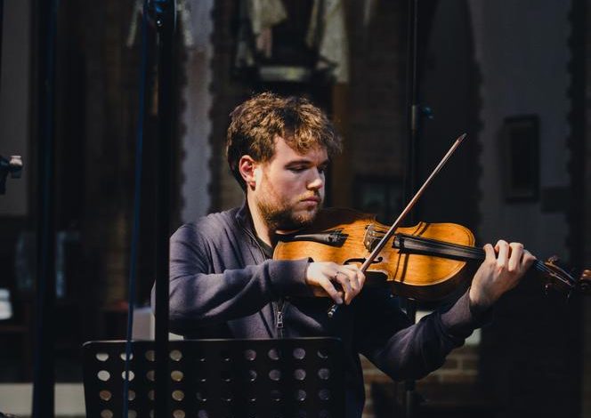 Un musicien virtuose à la découverte de la musique française