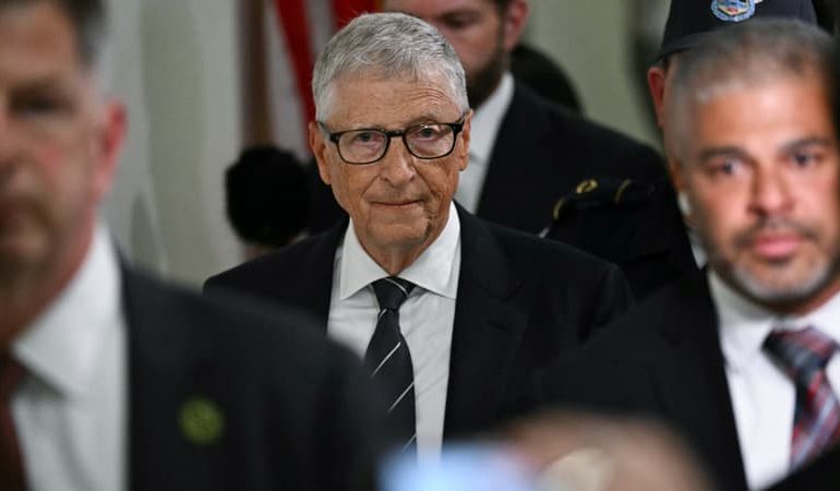 Bill Gates témoigne sur ses liens avec Jeffrey Epstein devant le Congrès