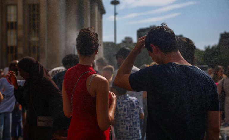 Canicule en France : 49 départements en vigilance rouge