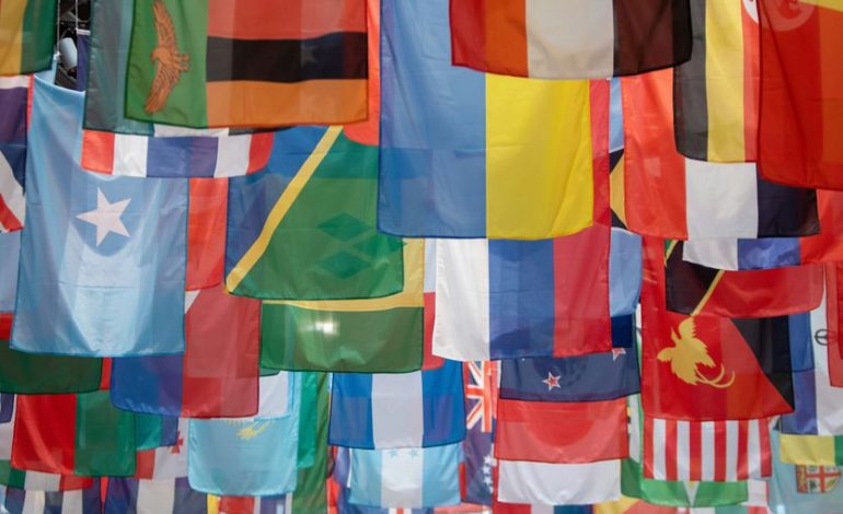 Critique de la Revue &lsquo;Le Grand Continent&rsquo;: Un Appel à la Vigilance pour l&rsquo;Europe