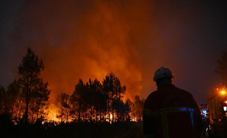 Vigilance orange pour les départements touchés par les incendies et la canicule