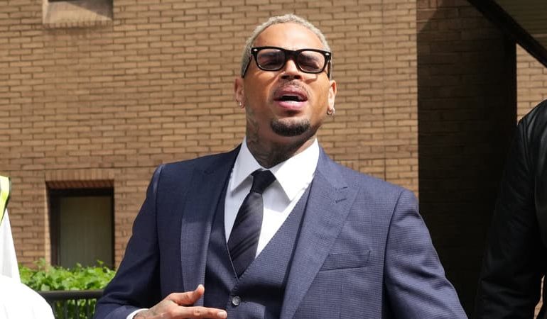 Chris Brown plaide coupable pour une rixe à Londres