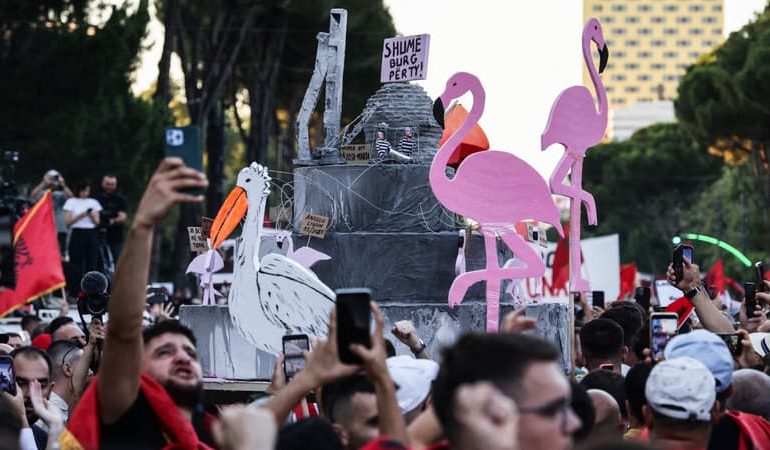 Protestations en Albanie contre un projet immobilier lié à la famille Trump
