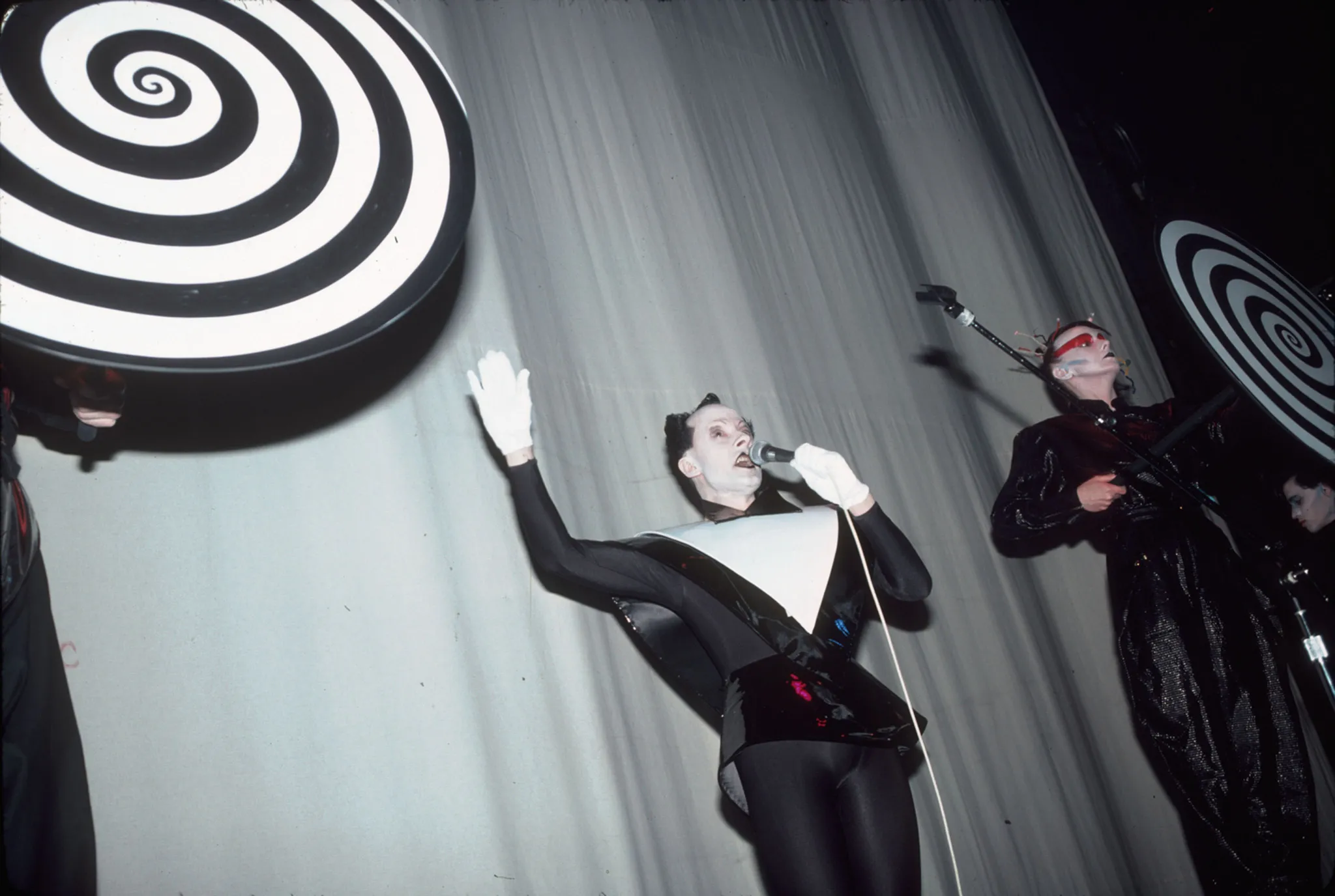Klaus Nomi : Un Artiste Hybride qui a Révolutionné la Pop