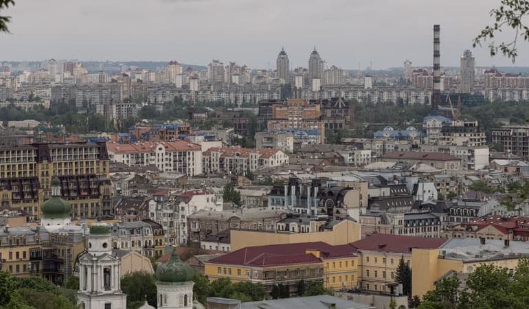 Intensification des frappes russes sur Kiev et Kharkiv