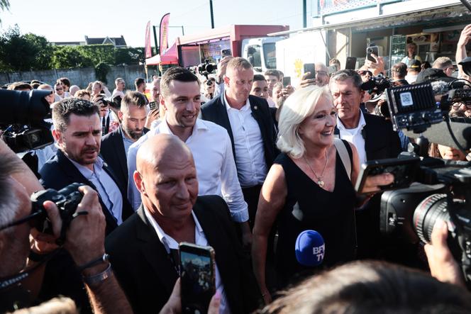 Marine Le Pen et Jordan Bardella : Un duo politique dans la tourmente