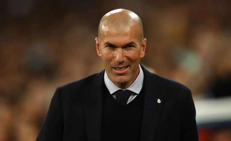 Zinedine Zidane : Parcours d&rsquo;un Joueur de Légende