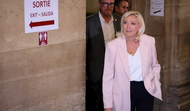 Réduction de la peine d&rsquo;inéligibilité de Marine Le Pen : réactions à Hénin-Beaumont