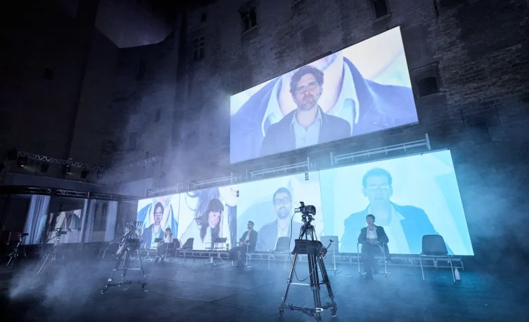 Les spectacles au Festival d&rsquo;Avignon s&rsquo;engagent contre les coupes budgétaires