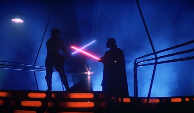 Un Sabre Laser de Star Wars Bat un Record aux Enchères