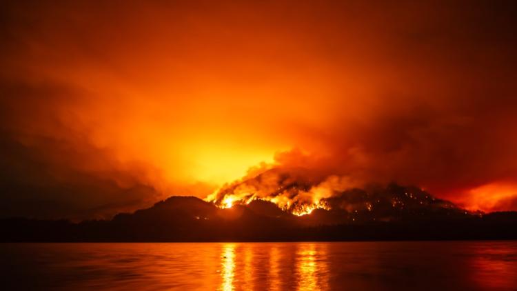 Les défis de la lutte contre les feux de forêt au Canada