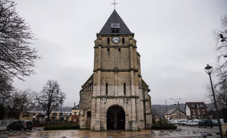 Hommage au père Jacques Hamel dix ans après son assassinat