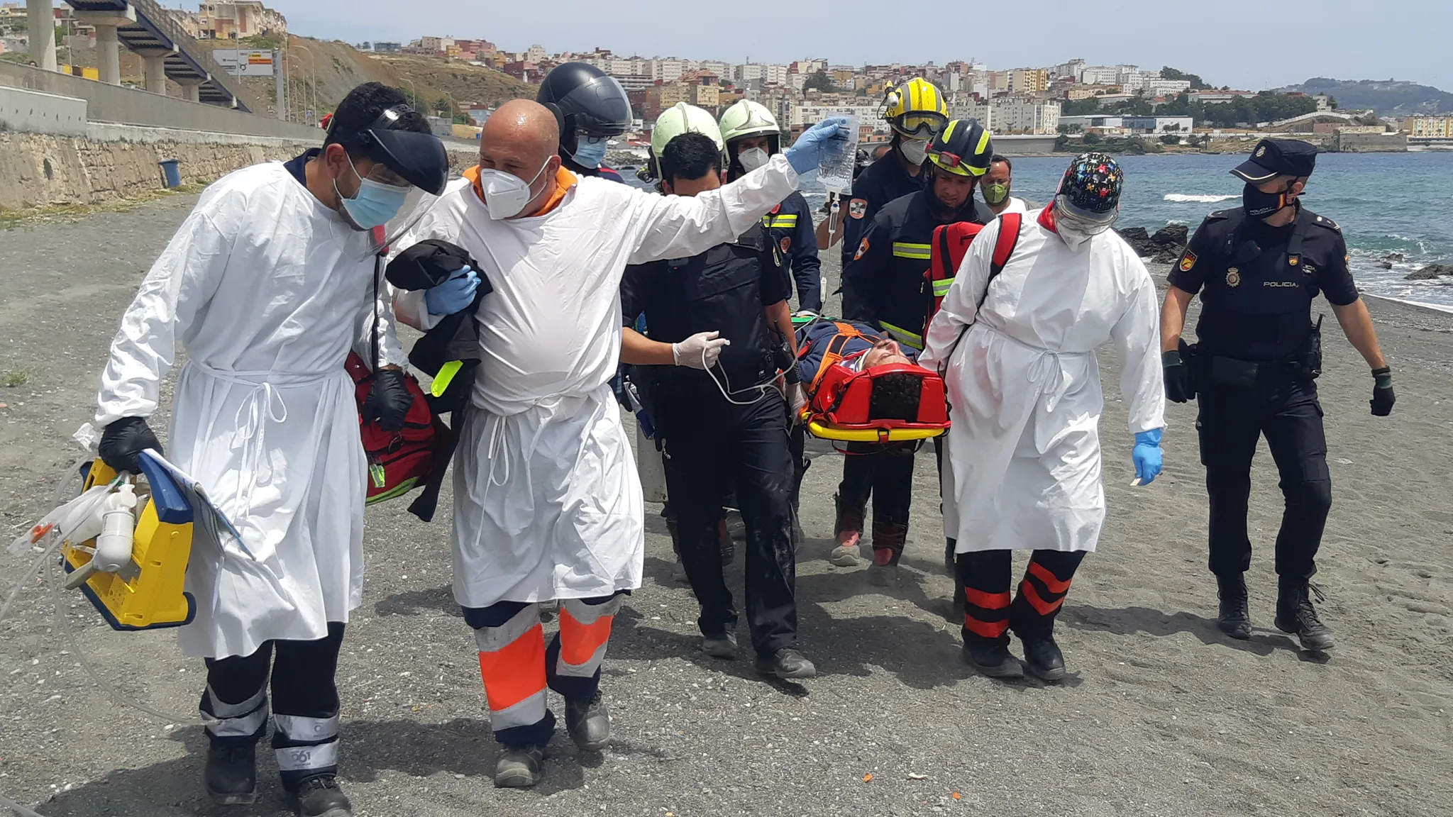 Crise Migratoire à Ceuta: Enjeu Politique et Humanitaire