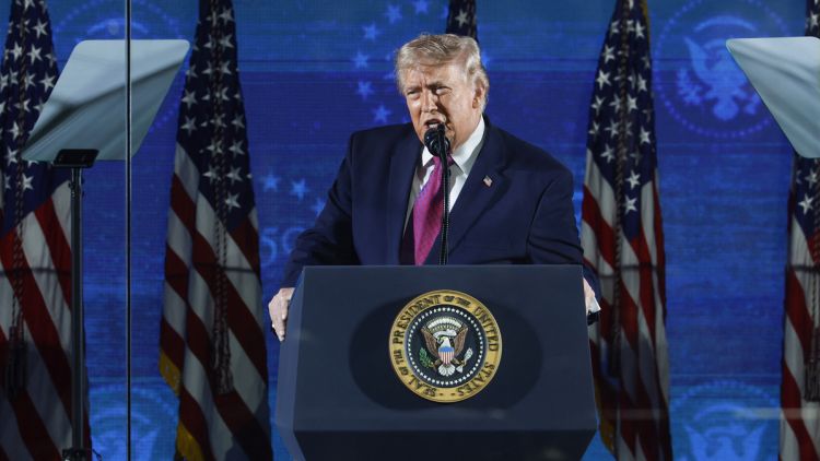 Trump et le Spectre du Communisme lors du 250e Anniversaire des États-Unis