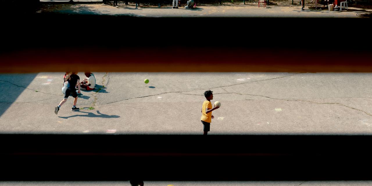 Techniques Innovantes pour Rafraîchir les Écoles en Période de Canicule