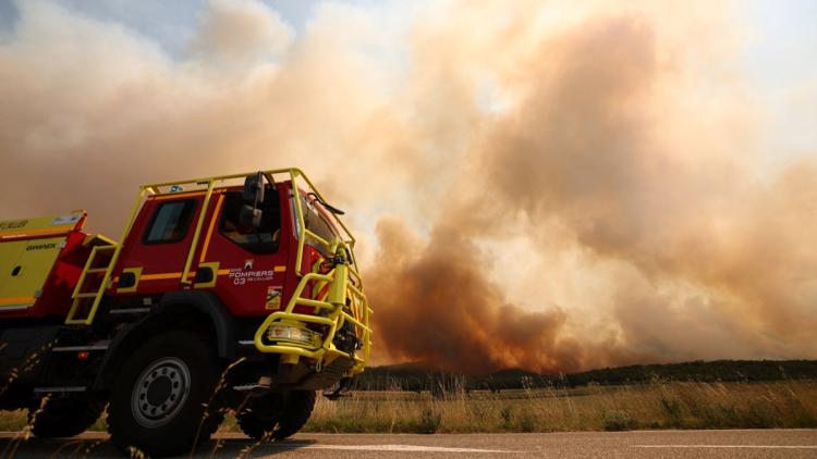 Incendies en France : évacuations, interventions et défis