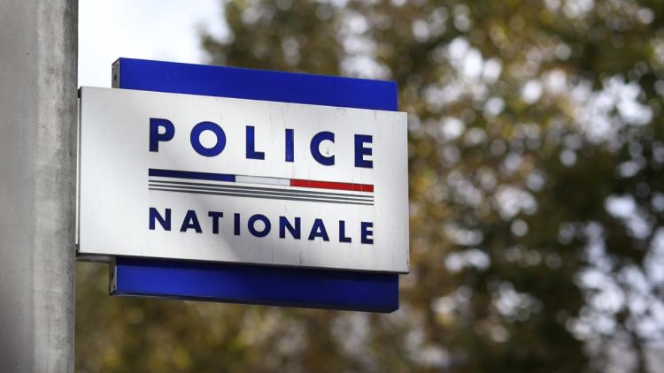 Agression au couteau à Paris: trois femmes blessées
