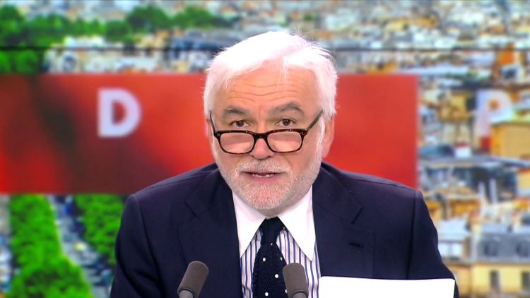 La candidature présidentielle de Marine Le Pen analysée