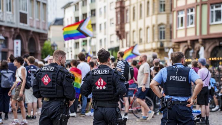 Opération policière majeure à Berlin après une attaque