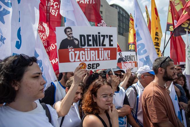 L&rsquo;interpellation de l&rsquo;humoriste Deniz Göktas en Turquie