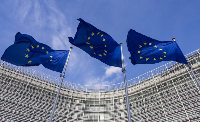 L&rsquo;UE impose l&rsquo;étiquetage des contenus créés par IA
