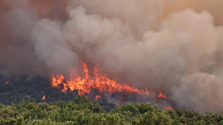 Les incendies en Gironde et la lutte intense des pompiers