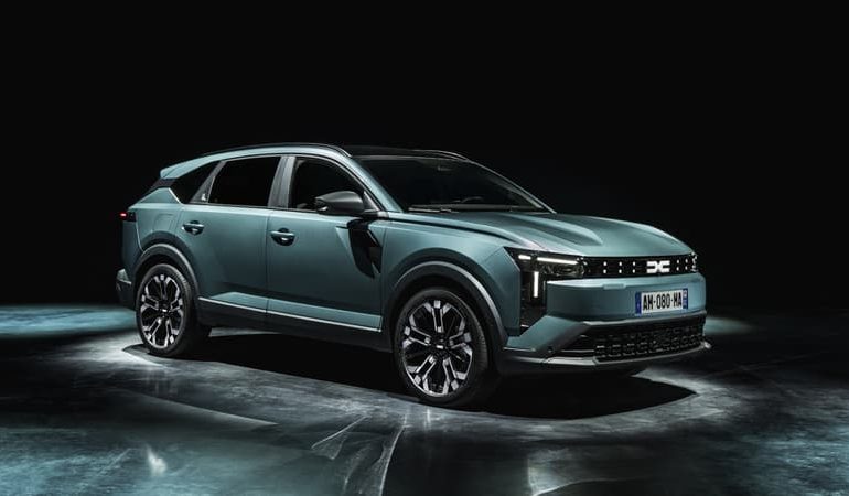 Le nouveau crossover Dacia Striker