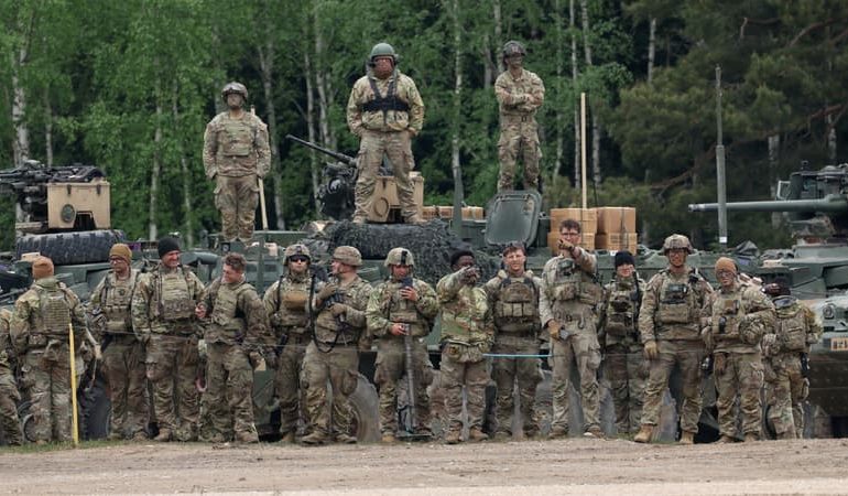 Les États-Unis reconsidèrent leurs forces en Europe vers une défense européenne plus autonome