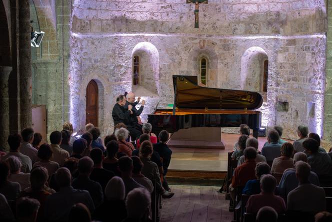 Festival de Musique Contemporaine Accueille George Benjamin