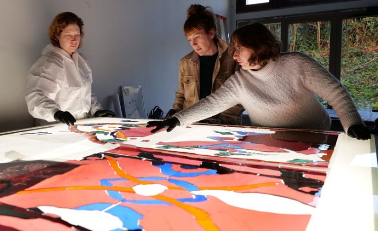 Visite ministérielle à l&rsquo;atelier Simon-Marq pour Notre-Dame