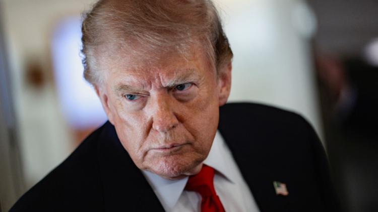 Donald Trump renforce sa politique migratoire