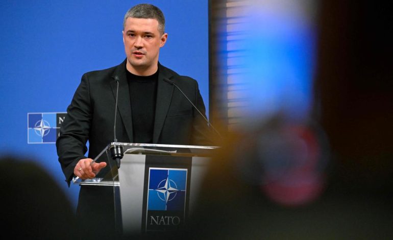Départ de Mykhaïlo Fedorov : Réactions et Contexte en Ukraine