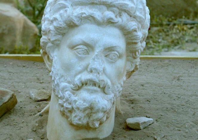 Quand gouvernent sages et philosophes : Marc Aurèle et l&rsquo;exercice du pouvoir